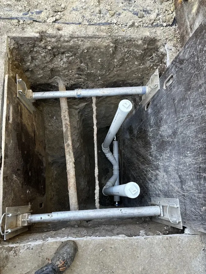 Experienced plumber completing Drain Cleaning work in Fruitport